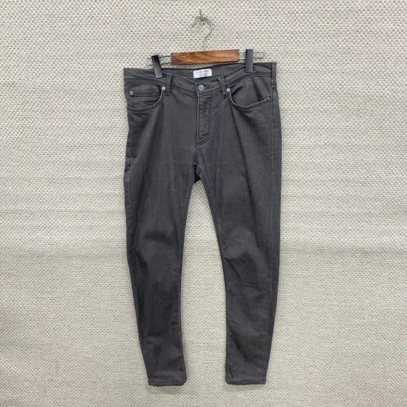 자라 ZARA MAN 데님 흑청바지 31인치 K07646